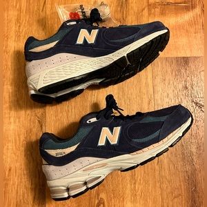 New Balance x J. Crew M2002RWC “Night Tide” Navy/Pink Men’s Size 8